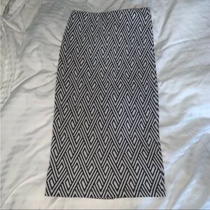 Zara black & white pencil skirt